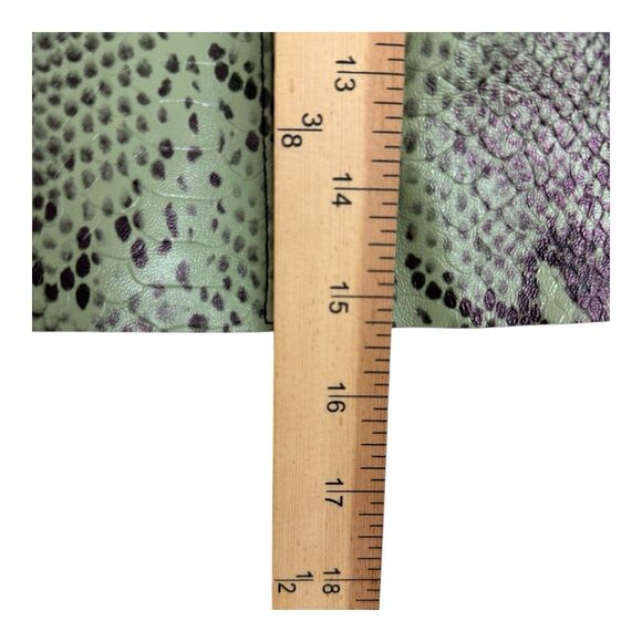 Alice Olivia Elana Snake Print Mini Skirt Size 6 Green Sage - Picture 5 of 10